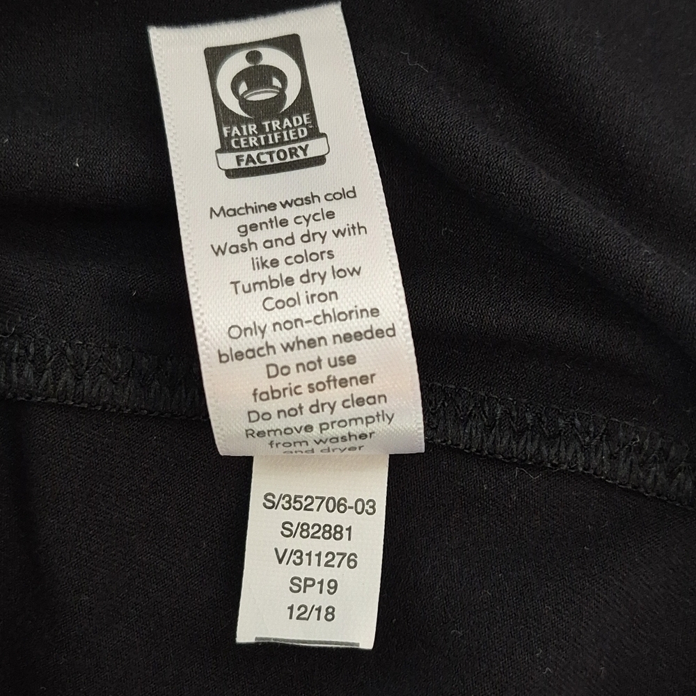Athleta Limitless Short Sleeve T-Shirt - Size L - Picture 10 of 11